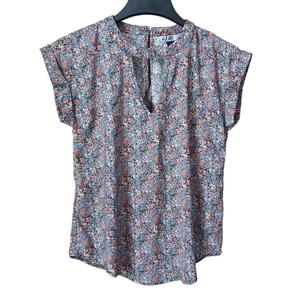 Vylette Ditsy Floral Keyhole Neck Blouse size Small